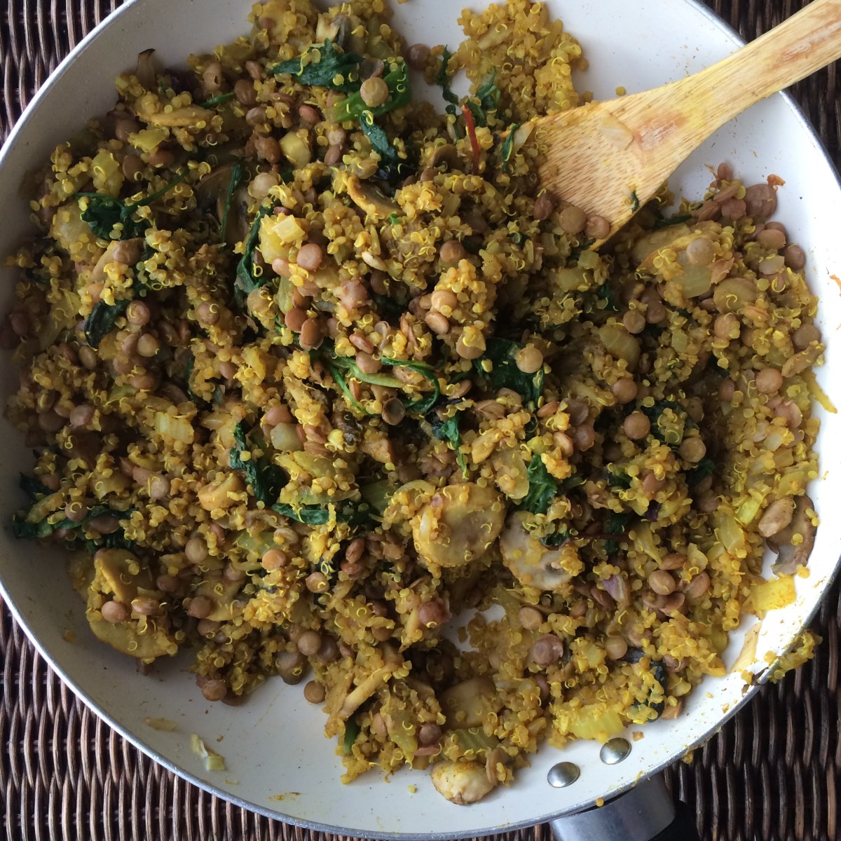 Lentil Turmeric Quinoa with Spinach and&nbsp;Mushrooms